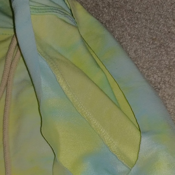 Cropped sweatshirt - Picture 2 of 2